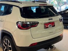 JEEP COMPASS 2.0 16V FLEX SPORT AUTOMÁTICO 2018/2018 JM AUTOMÓVEIS VENÂNCIO AIRES / Carros no Vale