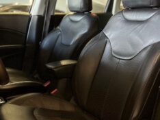 JEEP COMPASS 2.0 16V FLEX SPORT AUTOMÁTICO 2018/2018 JM AUTOMÓVEIS VENÂNCIO AIRES / Carros no Vale