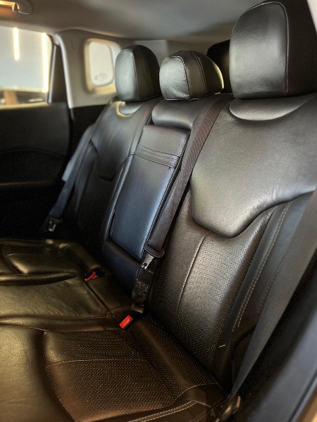 JEEP COMPASS 2.0 16V FLEX SPORT AUTOMÁTICO 2018/2018 JM AUTOMÓVEIS VENÂNCIO AIRES / Carros no Vale