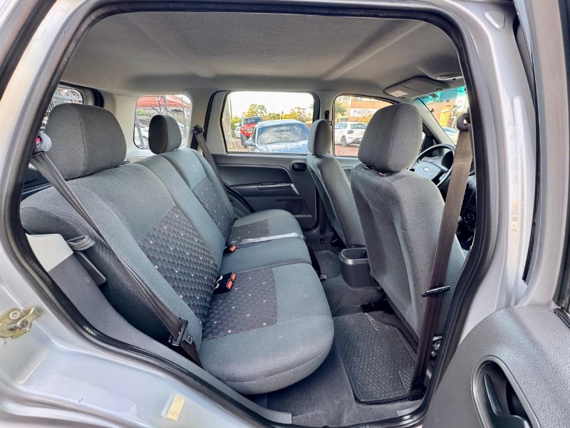 FORD ECOSPORT XLS 1.6 8V FLEX 2003/2004 AR MULTIMARCAS VENÂNCIO AIRES / Carros no Vale
