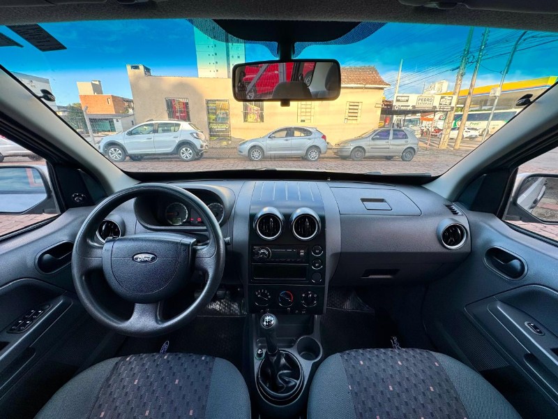 FORD ECOSPORT XLS 1.6 8V FLEX 2003/2004 AR MULTIMARCAS VENÂNCIO AIRES / Carros no Vale