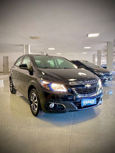CHEVROLET ONIX 1.4 AT LTZ 2014/2015 MALAGGI VEÍCULOS ENCANTADO / Carros no Vale