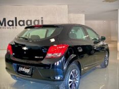 CHEVROLET ONIX 1.4 AT LTZ 2014/2015 MALAGGI VEÍCULOS ENCANTADO / Carros no Vale