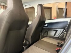 VOLKSWAGEN UP! 1.0 MPI MOVE IMOTION 12V 2017/2018 MALAGGI VEÍCULOS ENCANTADO / Carros no Vale