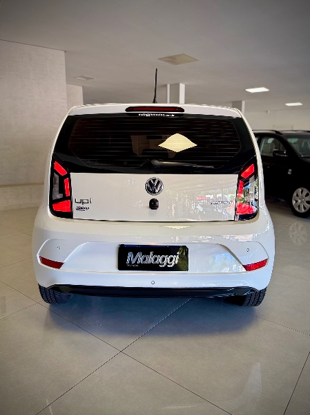 VOLKSWAGEN UP! 1.0 MPI MOVE IMOTION 12V 2017/2018 MALAGGI VEÍCULOS ENCANTADO / Carros no Vale