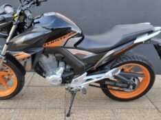 HONDA MOTOS CB 250F TWISTER 2021/2021 ADRIANO VEÍCULOS CRUZEIRO DO SUL / Carros no Vale