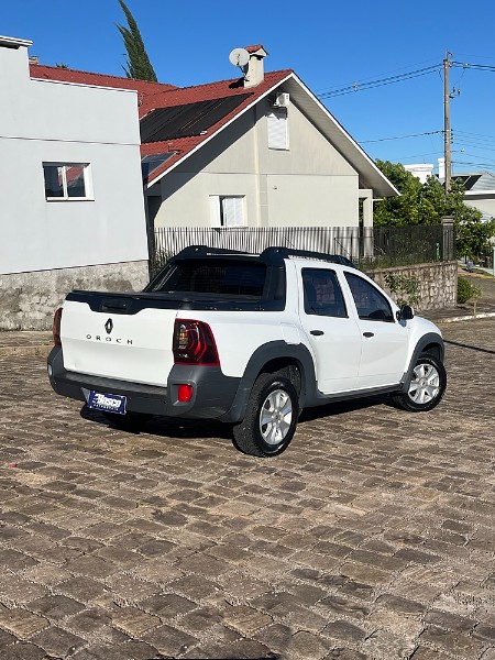 RENAULT OROCH EXPRESSION 1.6 FLEX 2021/2022 BOSCO AUTOMÓVEIS GUAPORÉ / Carros no Vale