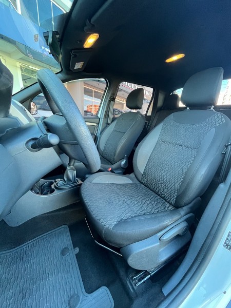 RENAULT OROCH EXPRESSION 1.6 FLEX 2021/2022 BOSCO AUTOMÓVEIS GUAPORÉ / Carros no Vale