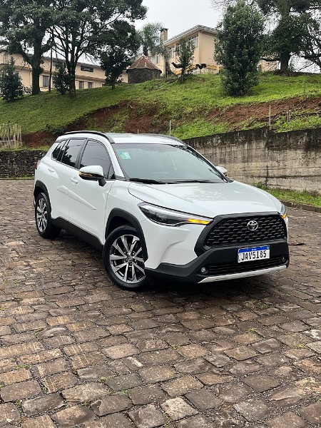 TOYOTA COROLLA CROSS XRE 2.0 16V FLEX AUT. 2022/2022 BOSCO AUTOMÓVEIS GUAPORÉ / Carros no Vale
