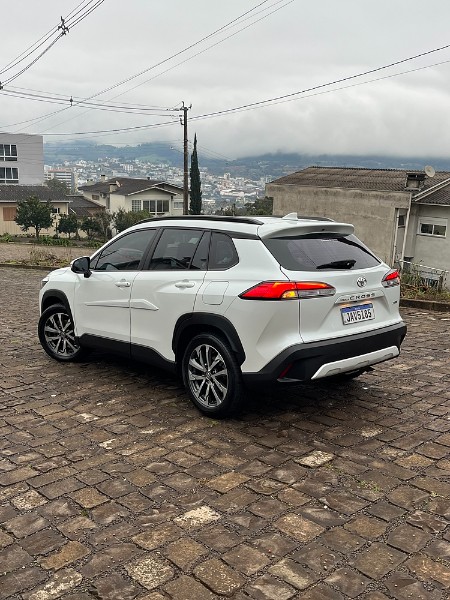 TOYOTA COROLLA CROSS XRE 2.0 16V FLEX AUT. 2022/2022 BOSCO AUTOMÓVEIS GUAPORÉ / Carros no Vale