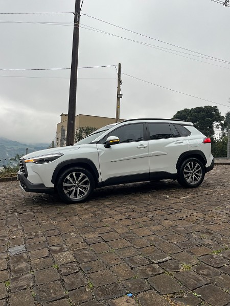 TOYOTA COROLLA CROSS XRE 2.0 16V FLEX AUT. 2022/2022 BOSCO AUTOMÓVEIS GUAPORÉ / Carros no Vale