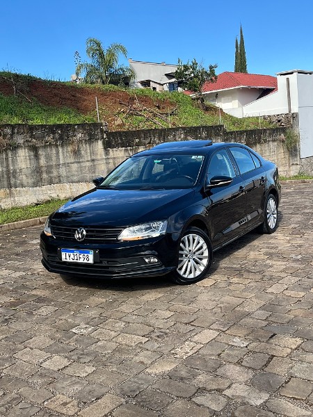 VOLKSWAGEN JETTA 1.4 250 TSI TOTAL FLEX COMFORTLINE TIPTRONIC 2018/2018 BOSCO AUTOMÓVEIS GUAPORÉ / Carros no Vale