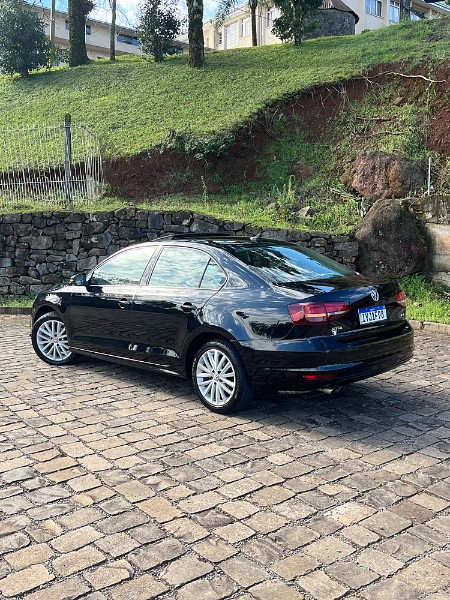 VOLKSWAGEN JETTA 1.4 250 TSI TOTAL FLEX COMFORTLINE TIPTRONIC 2018/2018 BOSCO AUTOMÓVEIS GUAPORÉ / Carros no Vale