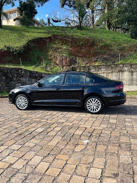 VOLKSWAGEN JETTA 1.4 250 TSI TOTAL FLEX COMFORTLINE TIPTRONIC 2018/2018 BOSCO AUTOMÓVEIS GUAPORÉ / Carros no Vale