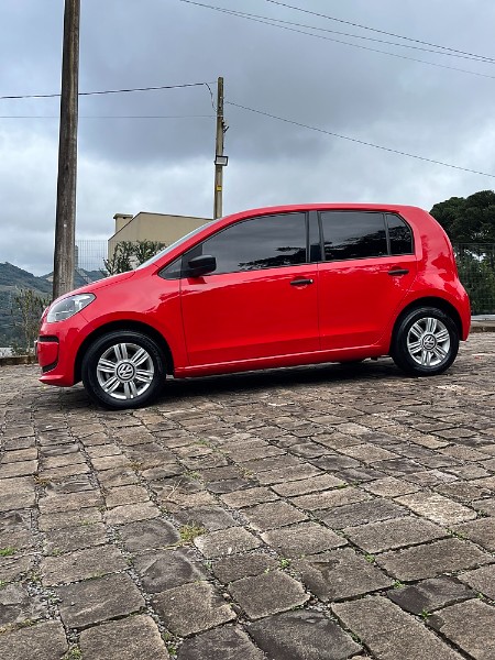 VOLKSWAGEN UP! 1.0 TAKE 12V 2015/2015 BOSCO AUTOMÓVEIS GUAPORÉ / Carros no Vale