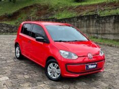VOLKSWAGEN UP! 1.0 TAKE 12V 2015/2015 BOSCO AUTOMÓVEIS GUAPORÉ / Carros no Vale