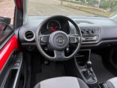 VOLKSWAGEN UP! 1.0 TAKE 12V 2015/2015 BOSCO AUTOMÓVEIS GUAPORÉ / Carros no Vale