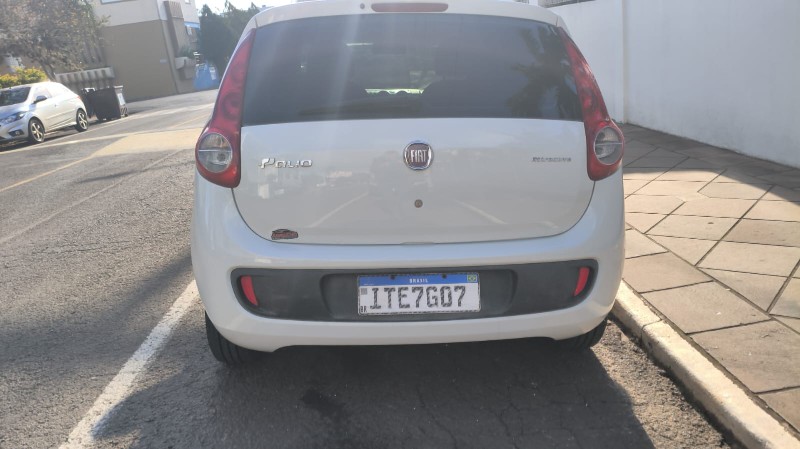 FIAT PALIO 1.0 ATTRACTIVE 8V 2012/2013 ADRIANO VEÍCULOS CRUZEIRO DO SUL / Carros no Vale