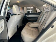 TOYOTA COROLLA XEI 2.0 16V FLEX AUT. 2017/2018 SÉTIMA VEÍCULOS GUAPORÉ / Carros no Vale