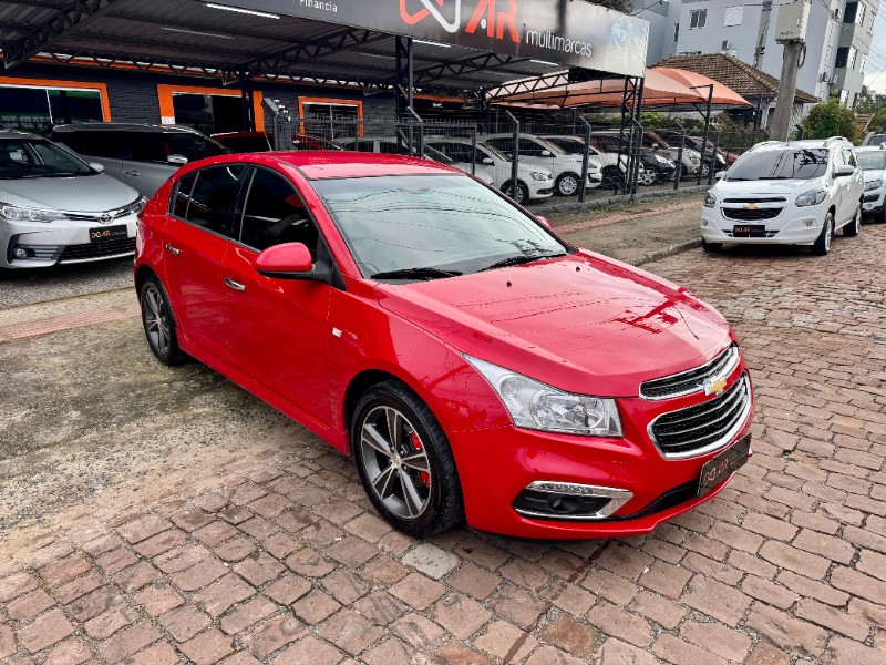 CHEVROLET CRUZE 1.8 LT SPORT6 16V FLEX 4P MANUAL 2015/2015 AR MULTIMARCAS VENÂNCIO AIRES / Carros no Vale