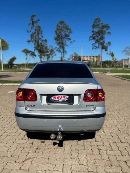 VOLKSWAGEN POLO 1.6 I MOTION 2010/2010 NEURI VEÍCULOS LAJEADO / Carros no Vale