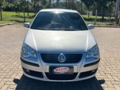 VOLKSWAGEN POLO 1.6 I MOTION 2010/2010 NEURI VEÍCULOS LAJEADO / Carros no Vale
