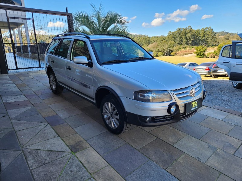 VOLKSWAGEN PARATI SURF 1.6 2011/2011 TS VEÍCULOS ANTA GORDA / Carros no Vale