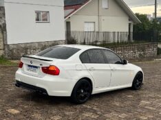 BMW 318i 2.0 SEDAN 16V 2012/2012 BOSCO AUTOMÓVEIS GUAPORÉ / Carros no Vale