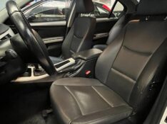 BMW 318i 2.0 SEDAN 16V 2012/2012 BOSCO AUTOMÓVEIS GUAPORÉ / Carros no Vale