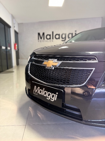 CHEVROLET CRUZE 1.8 LT 16V FLEX 4P AUTOMÁTICO 2011/2012 MALAGGI VEÍCULOS ENCANTADO / Carros no Vale