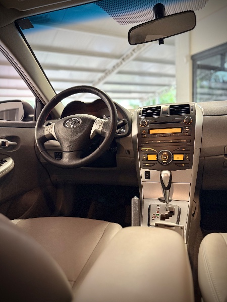 TOYOTA COROLLA 2.0 XEI 16V FLEX 4P AUTOMÁTICO - 2013
