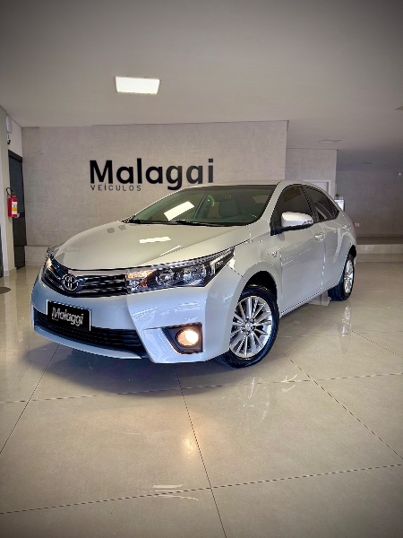 TOYOTA COROLLA 2.0 XEI 16V FLEX 4P AUTOMÁTICO 2015/2016 MALAGGI VEÍCULOS ENCANTADO / Carros no Vale