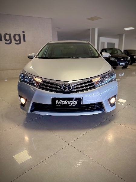 TOYOTA COROLLA 2.0 XEI 16V FLEX 4P AUTOMÁTICO 2015/2016 MALAGGI VEÍCULOS ENCANTADO / Carros no Vale