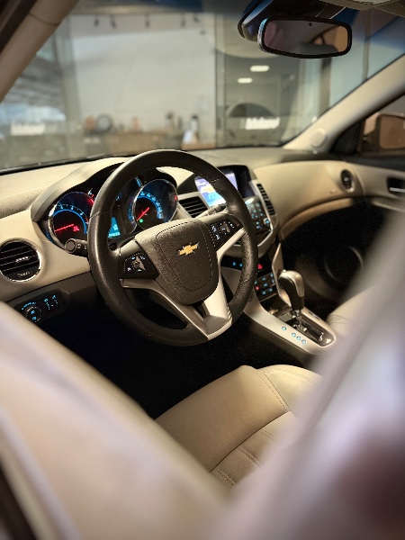 CHEVROLET CRUZE 1.8 LTZ 16V FLEX 4P AUTOMÁTICO 2014/2014 MALAGGI VEÍCULOS ENCANTADO / Carros no Vale