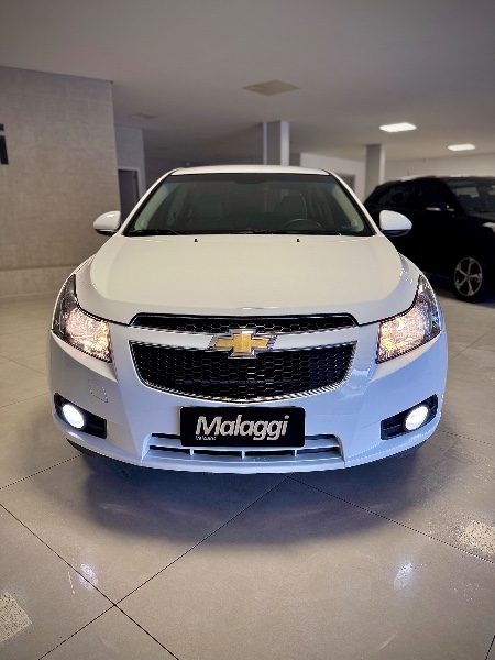 CHEVROLET CRUZE 1.8 LTZ 16V FLEX 4P AUTOMÁTICO 2014/2014 MALAGGI VEÍCULOS ENCANTADO / Carros no Vale