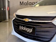 CHEVROLET ONIX 1.0 TURBO FLEX AUTOMÁTICO 2019/2020 MALAGGI VEÍCULOS ENCANTADO / Carros no Vale