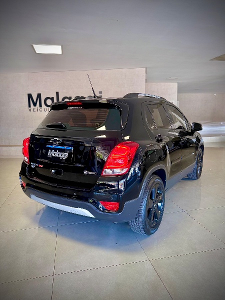 CHEVROLET TRACKER 1.4 16V TURBO FLEX MIDNIGHT AUTOMÁTICO 2018/2019 MALAGGI VEÍCULOS ENCANTADO / Carros no Vale