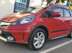 HONDA FIT 1.5 TWIST 16V FLEX 4P MANUAL 2013/2014 ADRIANO VEÍCULOS CRUZEIRO DO SUL / Carros no Vale
