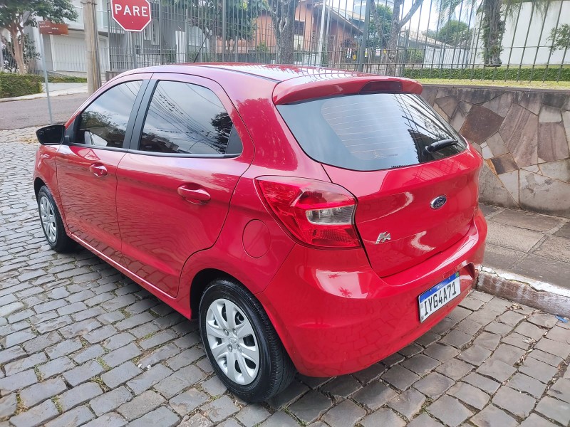 FORD KA SE 1.0 HA 2017/2018 ALTERNATIVA VEÍCULOS LAJEADO / Carros no Vale