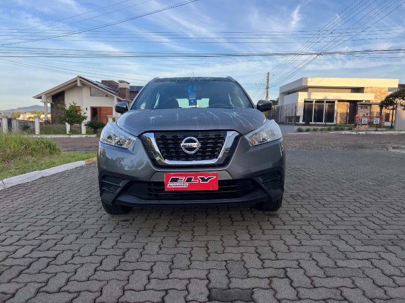 NISSAN ​KICKS S CVT 2019/2019 ELY AUTOMÓVEIS LAJEADO / Carros no Vale
