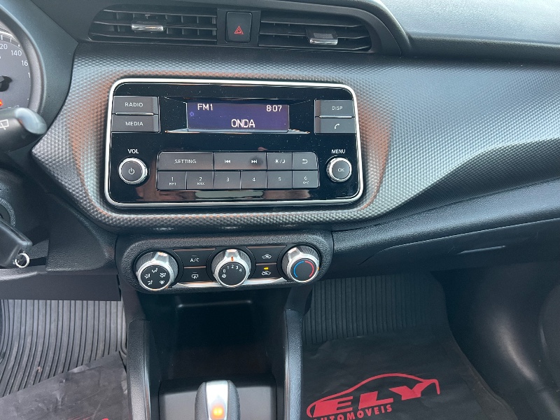 NISSAN ​KICKS S CVT 2019/2019 ELY AUTOMÓVEIS LAJEADO / Carros no Vale
