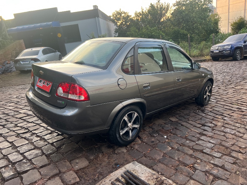 CHEVROLET CLASSIC LIFE/LS 1.0 VHC FLEXP. 4P 2012/2012 ELY AUTOMÓVEIS LAJEADO / Carros no Vale