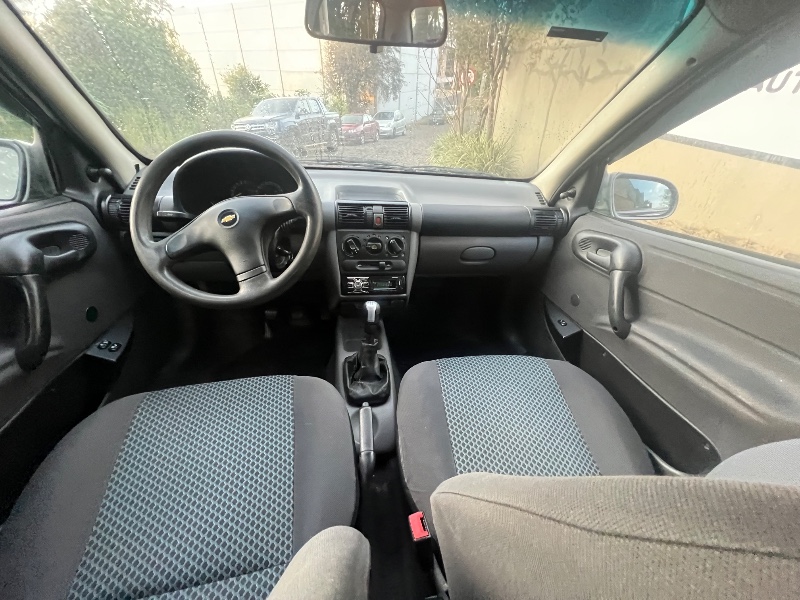 CHEVROLET CLASSIC LIFE/LS 1.0 VHC FLEXP. 4P 2012/2012 ELY AUTOMÓVEIS LAJEADO / Carros no Vale