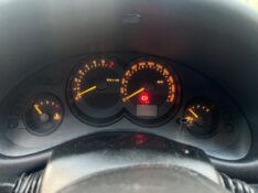 CHEVROLET CLASSIC LIFE/LS 1.0 VHC FLEXP. 4P 2012/2012 ELY AUTOMÓVEIS LAJEADO / Carros no Vale