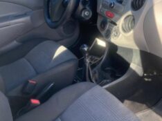 TOYOTA ETIOS 1.5 X SEDAN 16V 2013/2013 NEURI VEÍCULOS LAJEADO / Carros no Vale