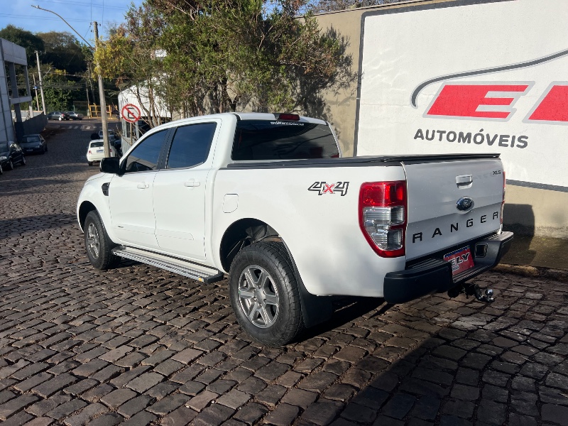 FORD RANGER XLS 2.2 4X4 CD DIESEL AUT. 2017/2017 ELY AUTOMÓVEIS LAJEADO / Carros no Vale