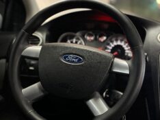 FORD FOCUS 1.6 8V FLEX 4P MANUAL 2012/2013 JM AUTOMÓVEIS VENÂNCIO AIRES / Carros no Vale