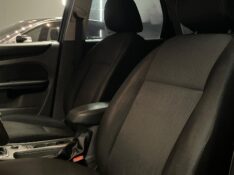 FORD FOCUS 1.6 8V FLEX 4P MANUAL 2012/2013 JM AUTOMÓVEIS VENÂNCIO AIRES / Carros no Vale