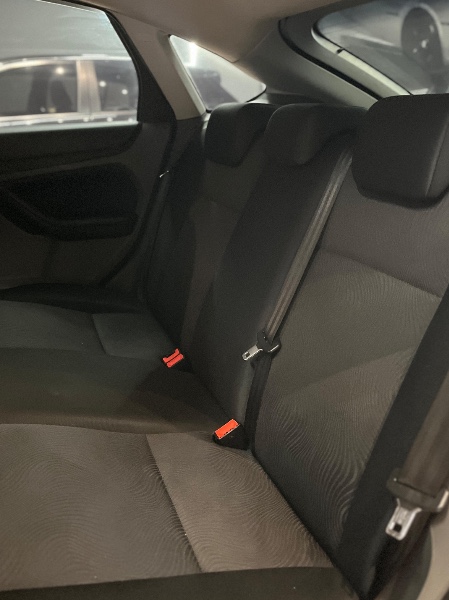 FORD FOCUS 1.6 8V FLEX 4P MANUAL 2012/2013 JM AUTOMÓVEIS VENÂNCIO AIRES / Carros no Vale