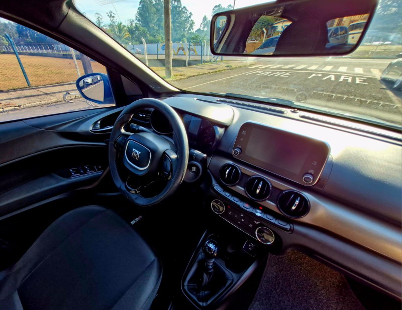 FIAT CRONOS 1.3 DRIVE 2022/2023 CRUZEIRO MULTIMARCAS CRUZEIRO DO SUL / Carros no Vale